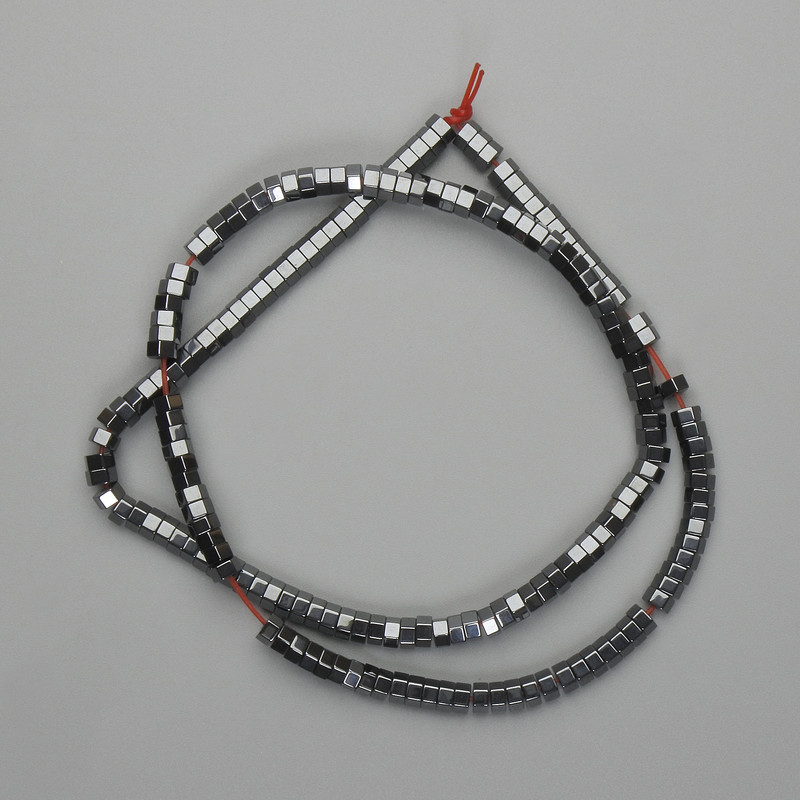 Hämatit facettierte Rondellperlen 4 × 2 mm, Länge ca. 39 cm