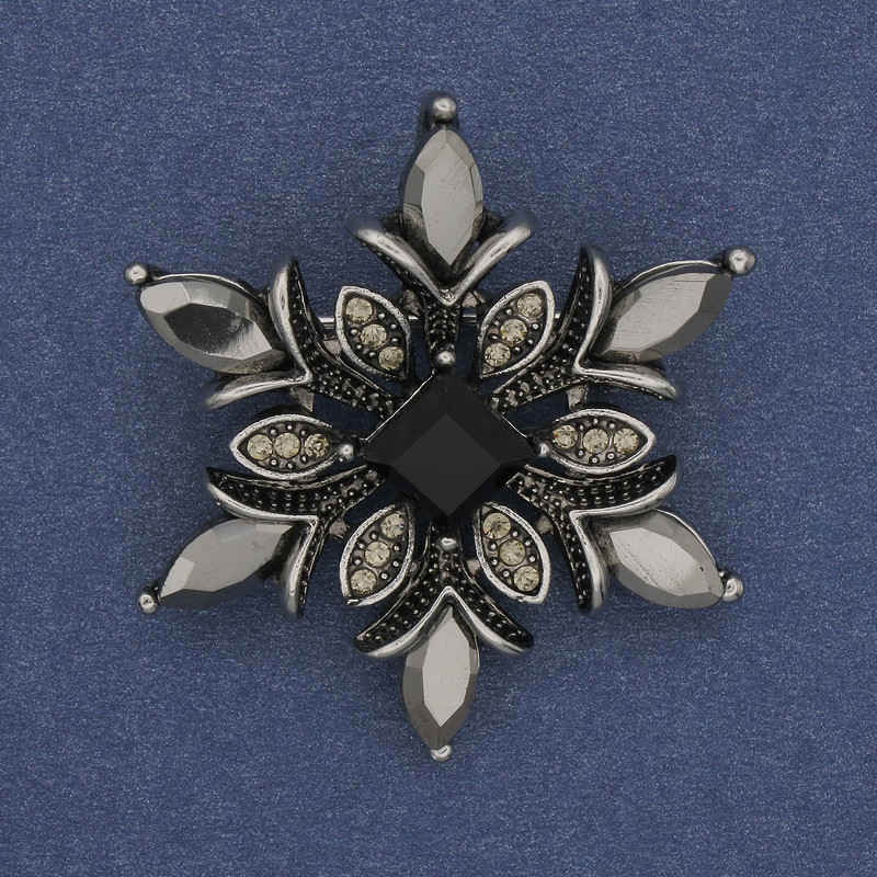 Brosche-Anhänger Akzent mit Strass, silberfarbenes Metall 34 mm+