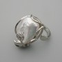 Barockohrring mit Barockperle in silberner Fassung, verschiedene Formen und Größen der Perle ~, Durchmesser 23-25×18 mm ± b/r
