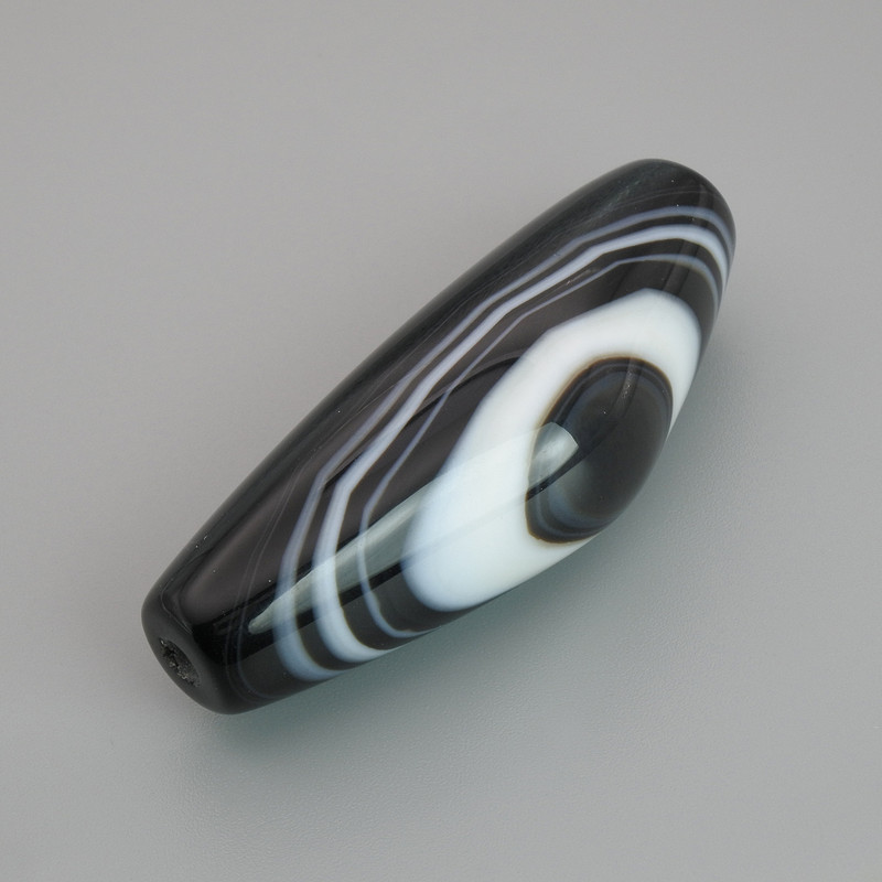Preis pro Stück: Einlegeperle aus natürlichem Achat 44–47×15–16 mm ± (Sortimentgrößen)