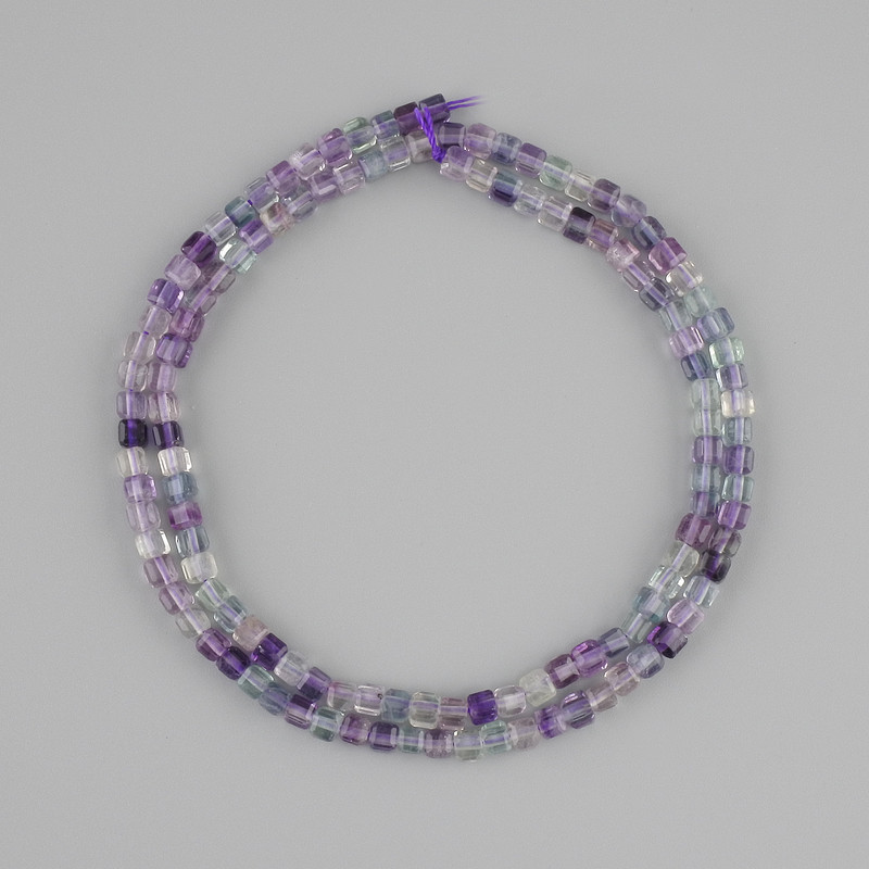 Fluorit-Perlen, facettierter Würfel, Durchmesser 3 × 3 mm, Länge ca. 38 cm