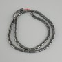 Hämatit-Rechteckperlen, 8×4 mm, auf Schnur aufgefädelt