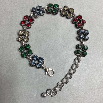 Armband mit bunten Kristallen, silberfarbenes Metall, 18–22 cm+
