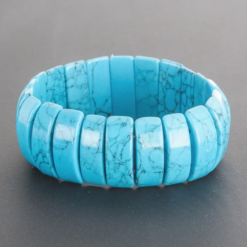 Türkis-Armband – glänzend, auf elastischem Band, mit erhabenen rechteckigen Gliedern 0,8 × 2,3 cm