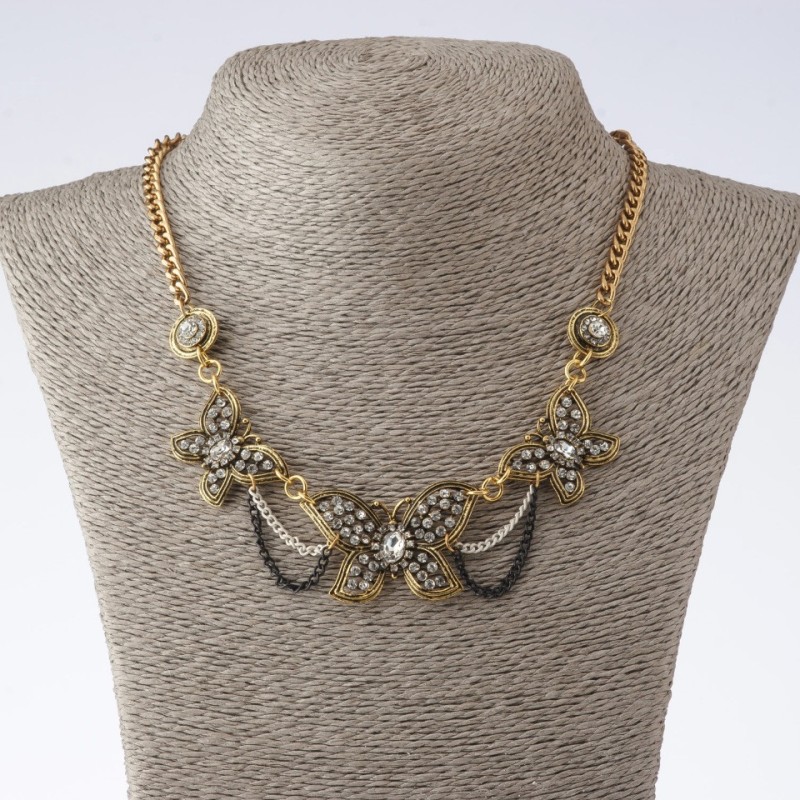 Kette mit Schmetterlingen, Länge 45–50 cm, Metallfarbe Gold