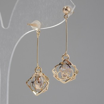 Ohrringe „Itaolyao“ Rosen mit Kristallen, Durchmesser 12 mm, Länge 25 mm, Farbe Gold