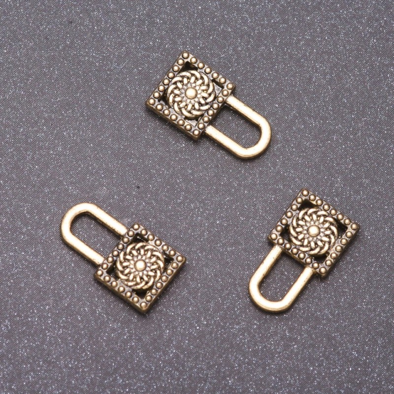 Anhänger Schloss (Bronze), Durchmesser 16×9 mm, Verpackung 20 g ± 21 Stück