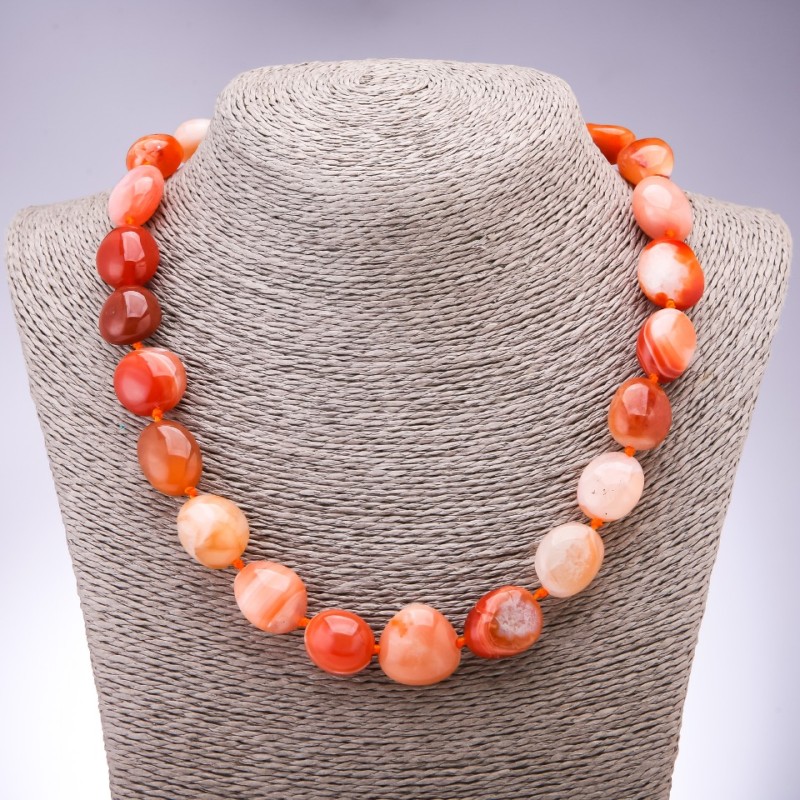 Halskette aus Sardonyx-Naturstein, gehämmert, Perlen-Durchmesser ca. 20 mm, Länge 50 cm