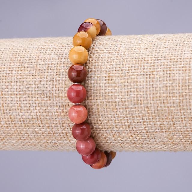 Armband aus Mookaite-Jaspis – glatte Kugeln, Durchmesser 8 mm, Länge 18 cm, auf elastischem Band