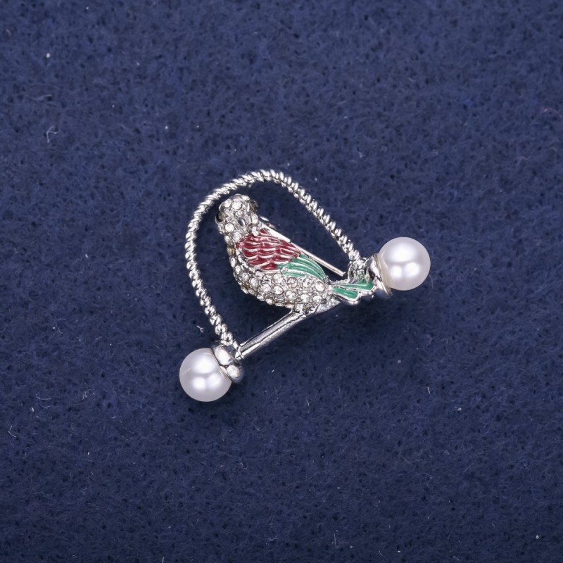 Brosche Vogel mit Strasssteinen in Grün und Burgunderrot, 32 × 23 mm, silberfarbiges Metall