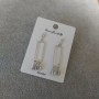 Ohrstecker mit weißen Steinen, 9×44 mm, Serie 925, silberfarbene Metallfarbe