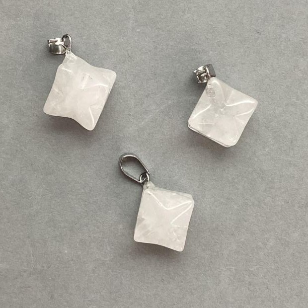 Merkaba-Anhänger aus Bergkristall 10×10 mm