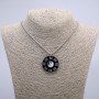 Anhänger 'Yin-Yang' 41 × 34 mm an Kette, Länge 70 cm, silberfarbenes Metall