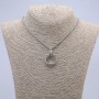 Kettenanhänger in Ringform 24 × 5 mm, Länge ca. 70 cm, silberfarbenes Metall