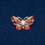 Brosche 'Schmetterling' goldfarbenes Metall, rote Emaille, weiße Strasssteine und Perle 46 × 30 mm +