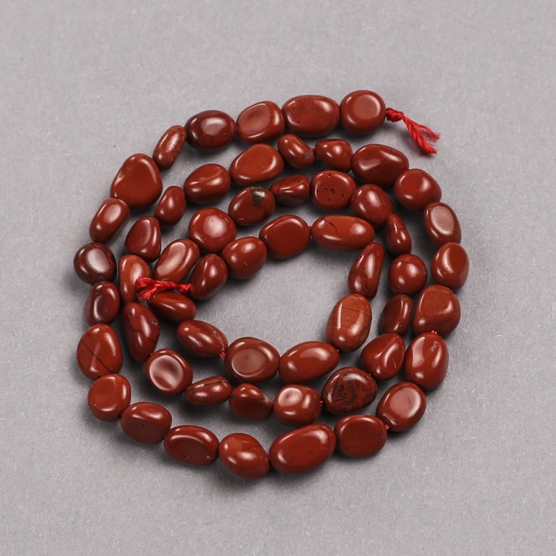 Perlen auf einer Schnur aus rotem Jaspis – facettierte Perlen, Durchmesser ca. 8 x 6 mm ±, Länge ca. 39 cm