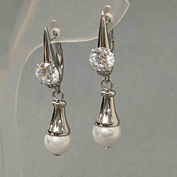 Xuping Rhodium-beschichtete Ohrringe mit Strass und Mallorca-Perlen 39×8 mm +