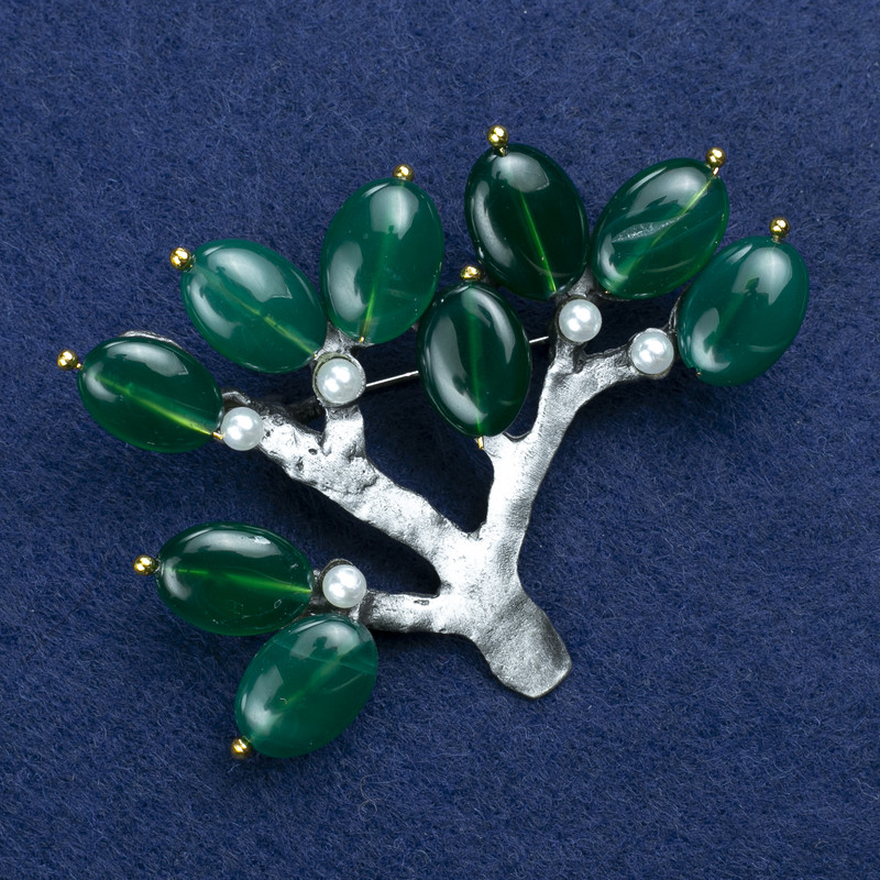 Brosche Ästchen mit Chrysopras und Perlen, silberfarbenes Metall, 53×70 mm +