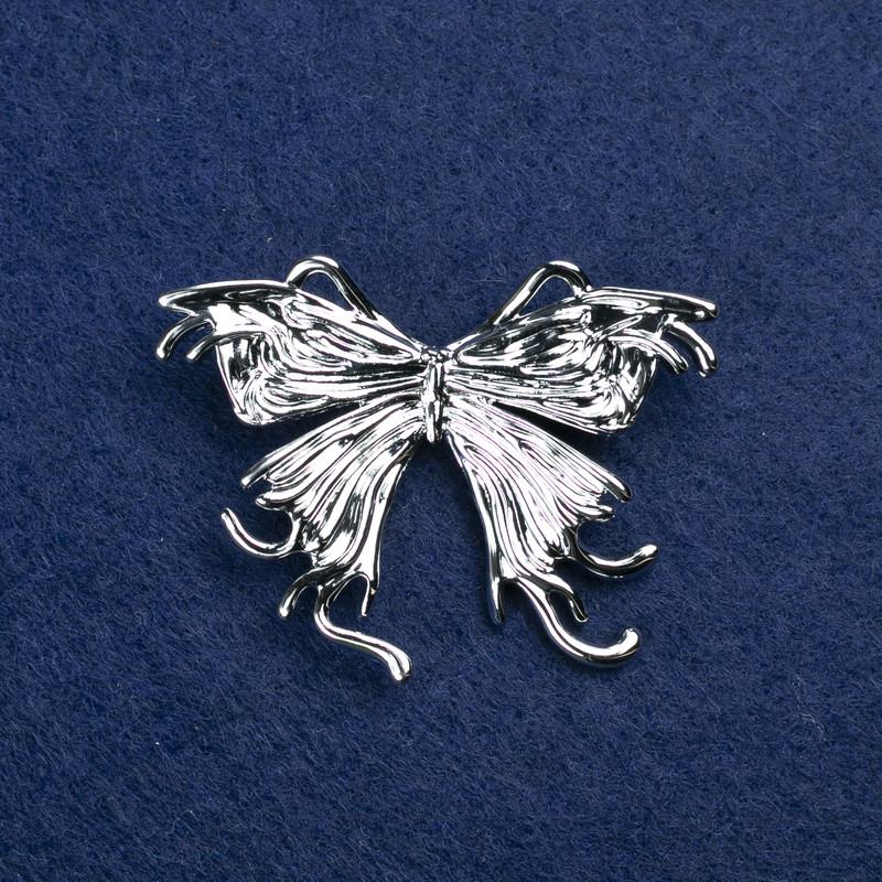 Brosche »Schmetterling« aus silberfarbenem Metall 50×36 mm +