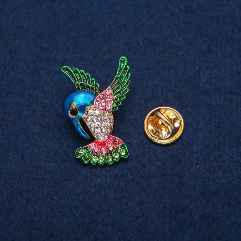 Kolibri-Brosche mit farbiger Emaille und Strasssteinen, goldfarbenes Metall, 23×31 mm