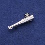 Brosche Baseballschläger mit Strasssteinen, silberfarbenes Metall, 13×40 mm
