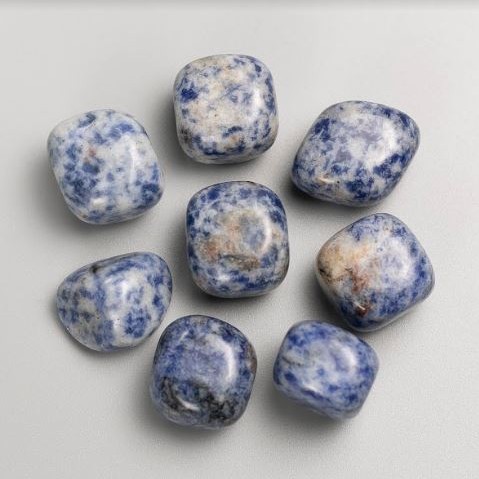 Sodalit-Souvenir-Naturstein, facettiert, 21×17 mm (+-) Verpackung 100 g