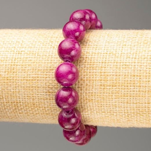 Elastisches Armband aus getöntem Quarz (künstliches Acryl) – glatte Kugeln, Ø 12,5 mm, Länge ca. 18 cm, Farbe: himbeerfarben