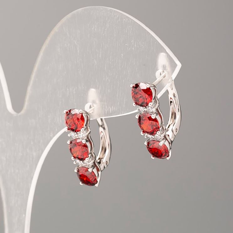 Ohrringe Xuping mit roten Steinen und weißen Strasssteinen, 17×5 mm, rhodiniert