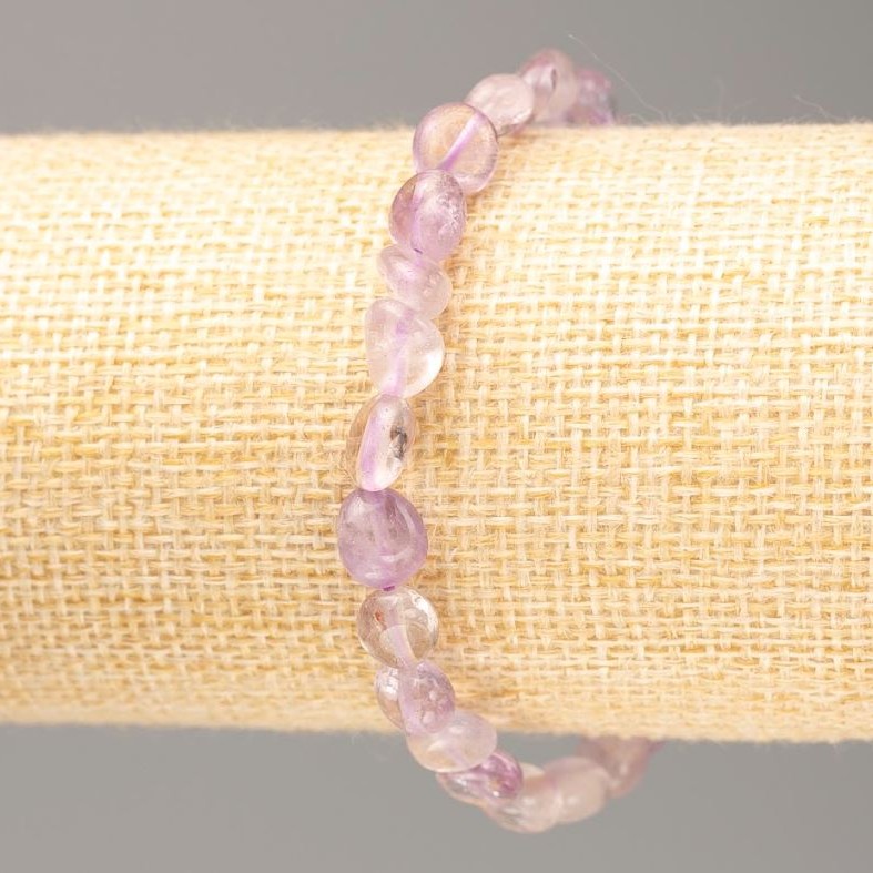 Armband aus Naturamethyst, facettiert, Durchmesser der Perlen 12×5–8×4 mm, Länge 18 cm ±, auf elastischem Gummiband