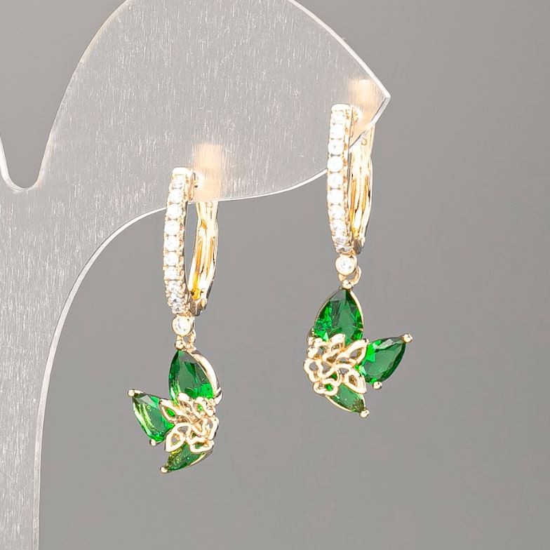Ohrringe Xuping – Vergoldung 18K – Grüner Stein, weiße Strasssteine 30×10 mm