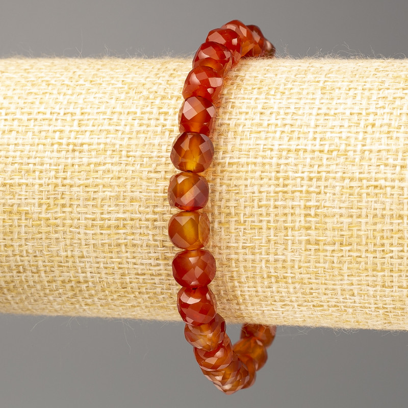 Karneol-Armband aus natürlichem Stein, facettierte Würfel, Durchmesser ca. 7 mm, Länge ca. 18 cm (Stretcharmband)