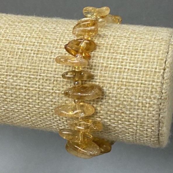 Armband Citrin Naturstein-Krümel Nadelform, Durchmesser 12 × 5 mm ±, mit Rocailles-Perlen, Durchmesser 3 mm ±, Länge 18 cm (Stretcharmband)