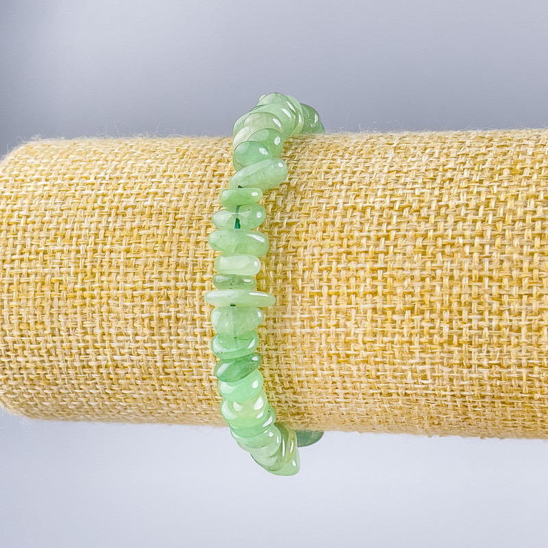 Armband aus natürlichem Nephrit, Kieselstücke, Durchmesser 7–10×5 mm, Länge 18 cm (Elastisches Armband)
