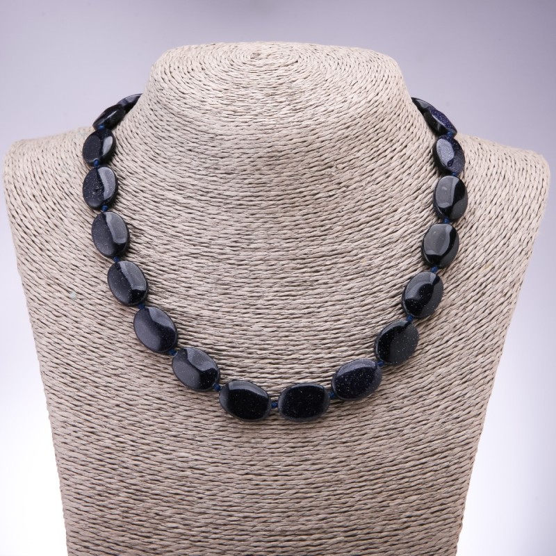 Halskette aus Aventurin (synthetisch) „Blauer Sand“ – flache ovale Perlen, Durchmesser 13 × 18 mm, Länge 45 cm