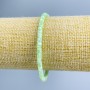 Armband aus getöntem hellgrünem Perlmutt, Scheibenperlen, Durchmesser 4×2 mm, Länge 18 cm (Elastik)