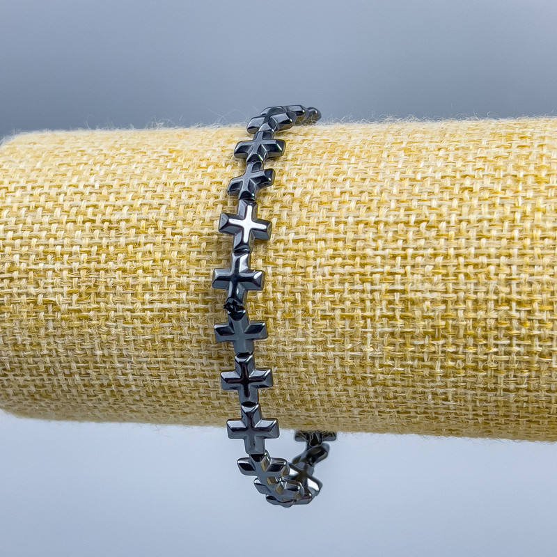 Hämatit-Kreuzarmband, Durchmesser 8 x 8 x 3 mm ±, Länge 18 cm (Stretcharmband)