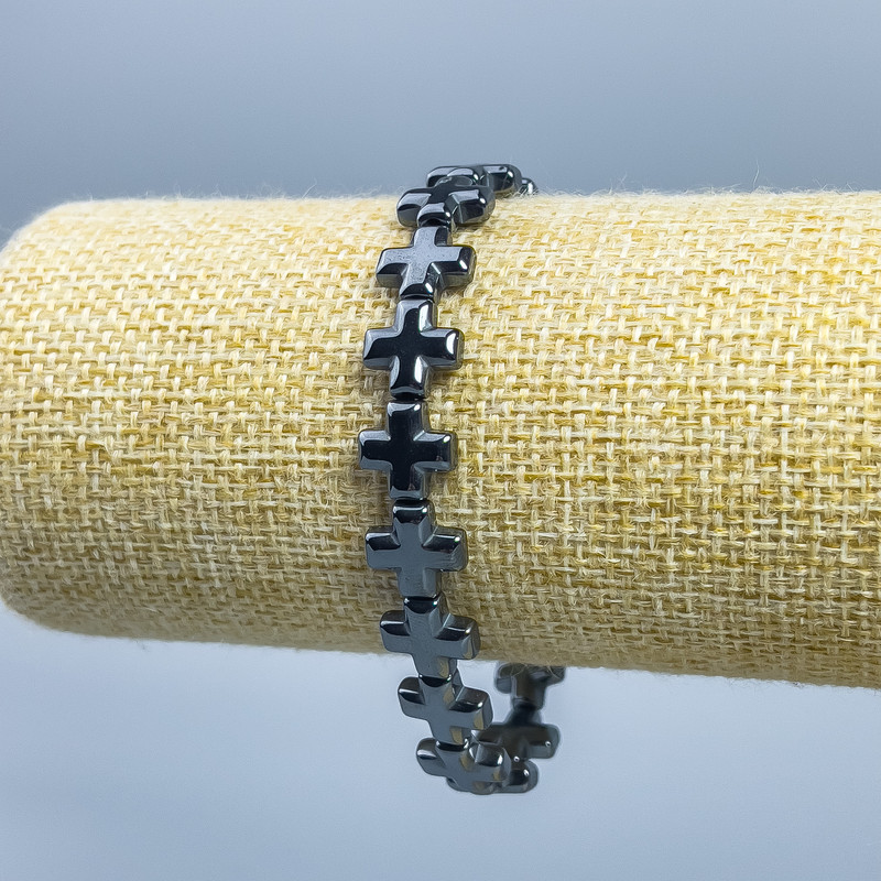Hämatit-Kreuz-Armband, Maße 10 × 10 × 4 mm, Länge 18 cm (Stretcharmband)