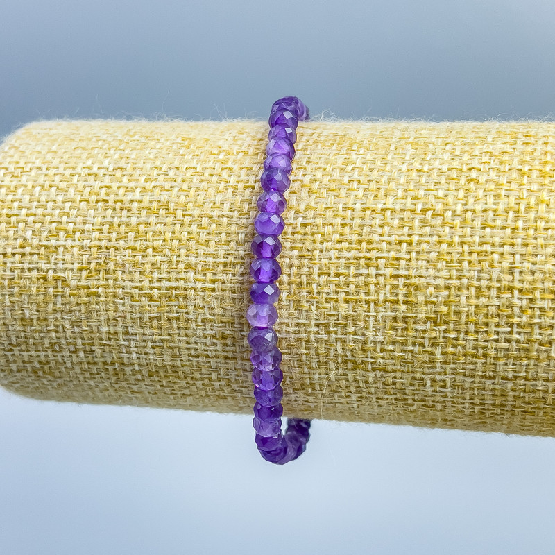 Armband aus Amethyst, natürlicher Stein, facettierte Rondellen, Größe ca. 5 × 3 mm, Länge 18 cm (Stretcharmband)