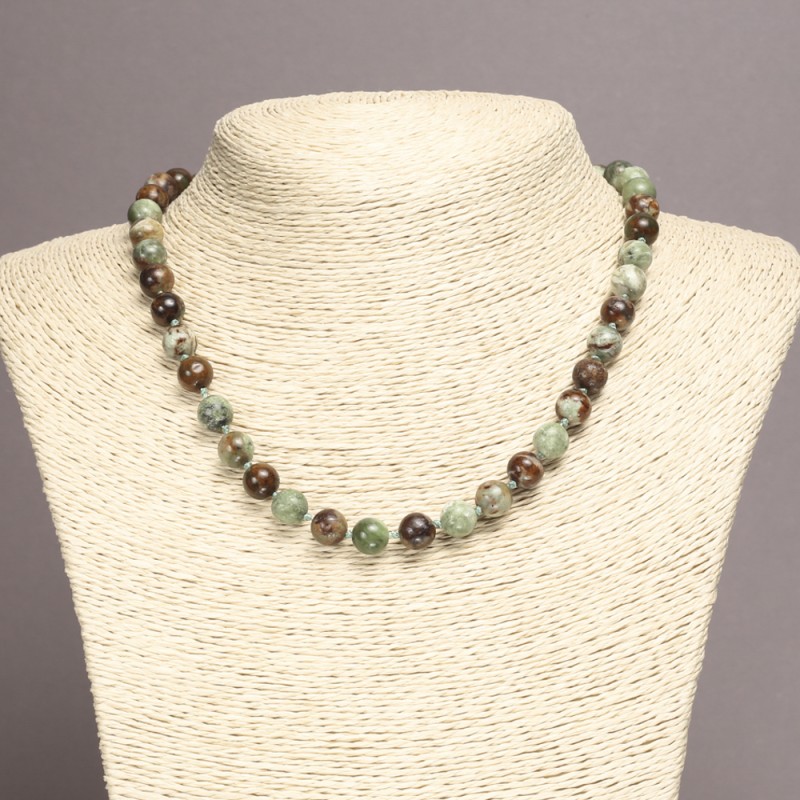 Kette aus Naturstein – Grüner Jaspis, glatte Kugeln, Durchmesser ca. 8 mm, Länge 45 cm