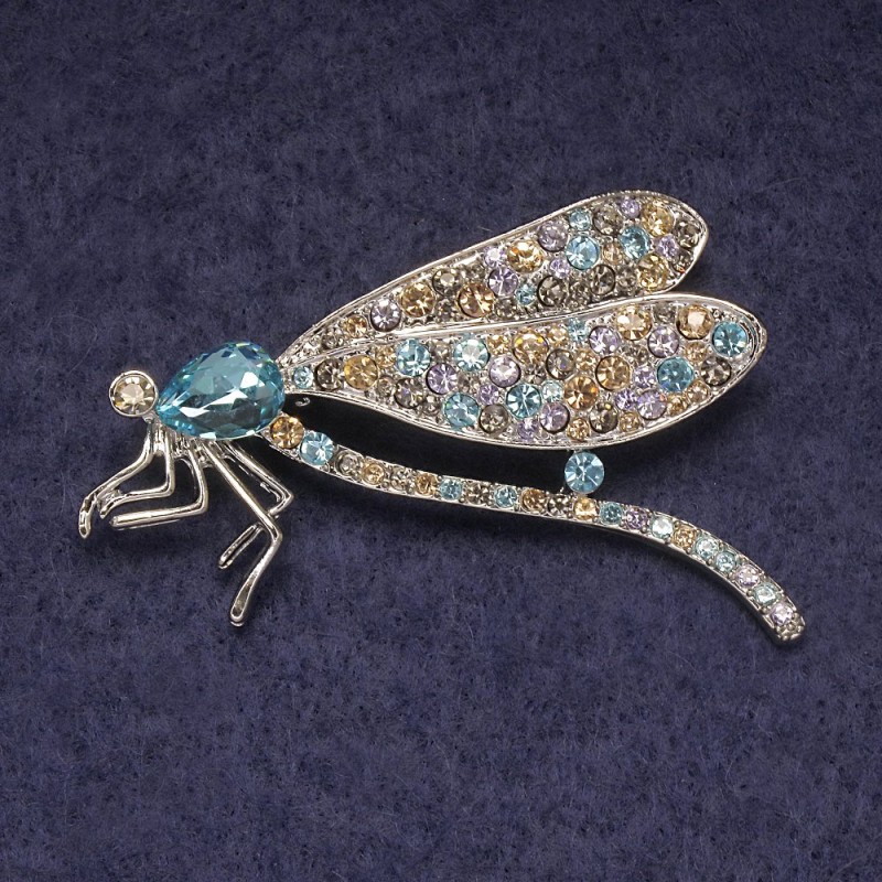 Brosche-Anhänger Libelle mit blauem Kristall, vielfarbige Strasssteine, silberfarbenes Metall 55×35 mm